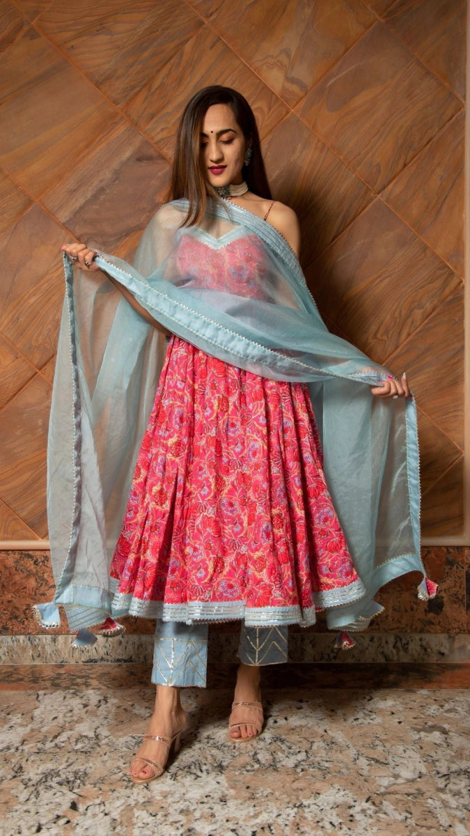 ADHYA FLORAL HAND BLOCK PURE COTTON ANARKALI SET - Pomcha Jaipur