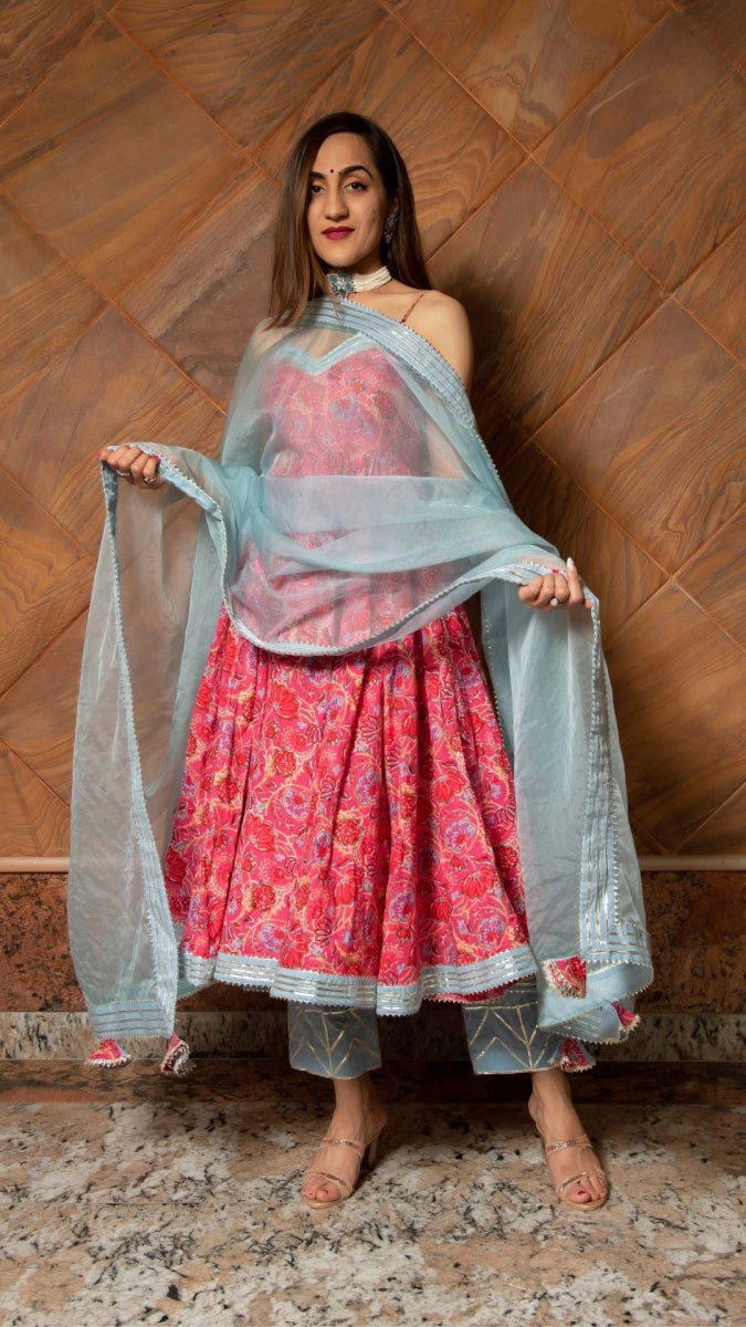 ADHYA FLORAL HAND BLOCK PURE COTTON ANARKALI SET - Pomcha Jaipur