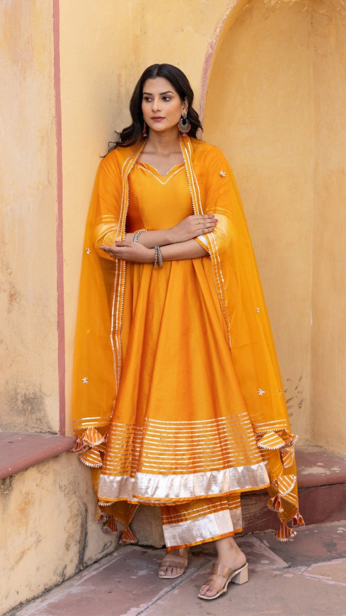 AMBER ORANGE TAFFETA SILK ANARKALI SET - Pomcha Jaipur