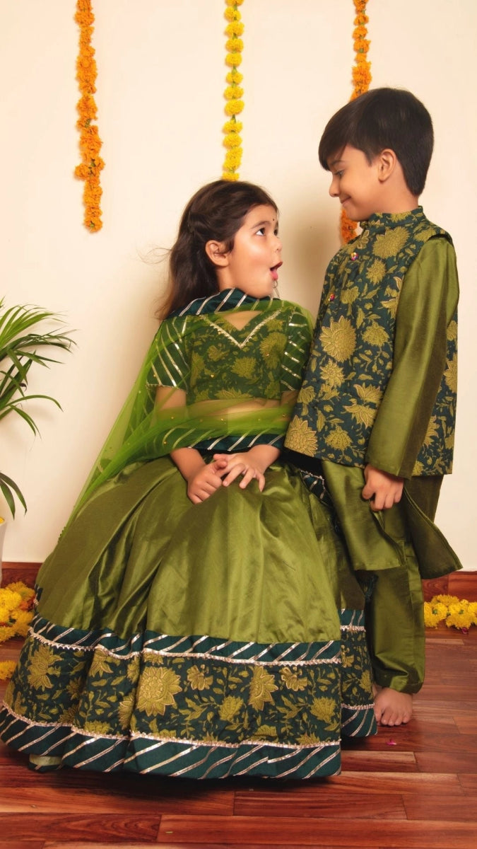 BACHAPAN IDIKA GREEN LEHENGA SET - Pomcha Jaipur