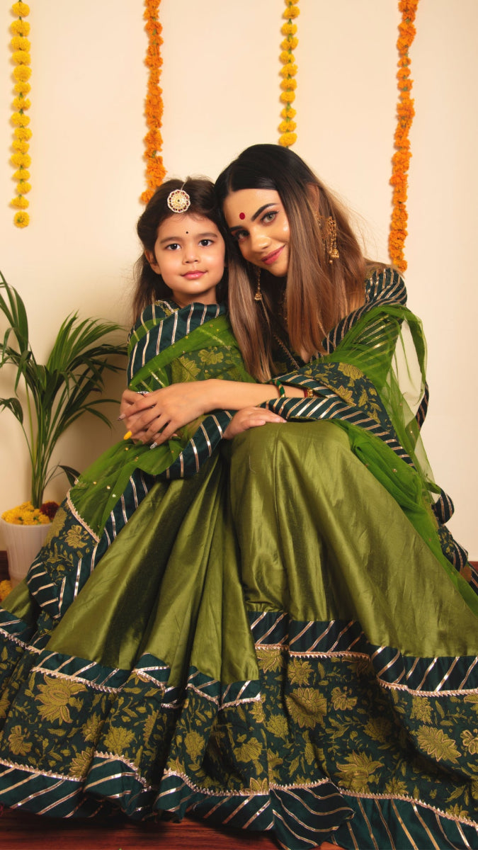 BACHAPAN IDIKA GREEN LEHENGA SET - Pomcha Jaipur