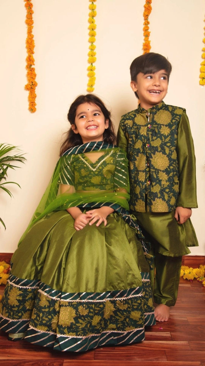 BACHAPAN IDIKA GREEN LEHENGA SET - Pomcha Jaipur