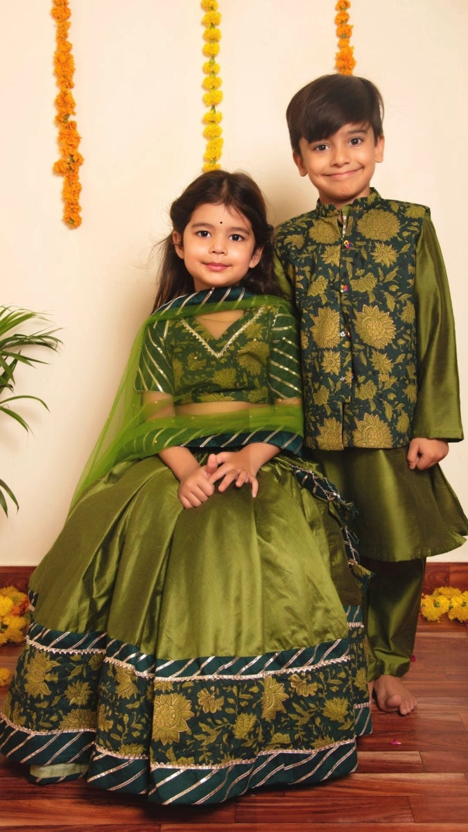 BACHAPAN IDIKA GREEN LEHENGA SET - Pomcha Jaipur