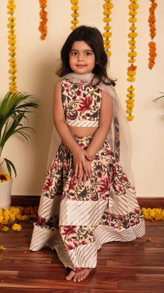 BACHPAN GARDEN ROSE LEHENGA SET - Pomcha Jaipur