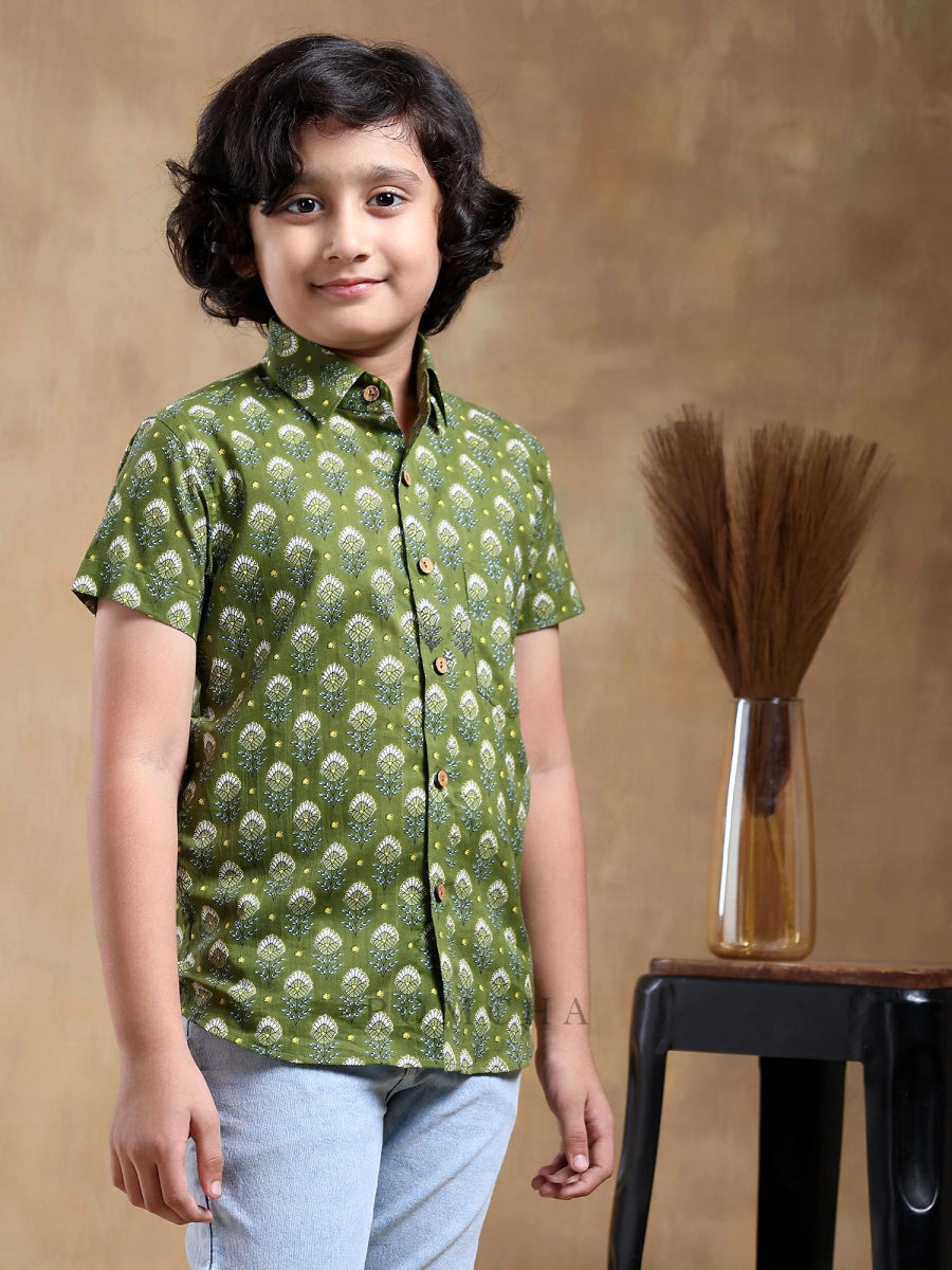 BACHPAN MEHENDI GREEN COTTON HAND BLOCK SHIRT - Pomcha Jaipur