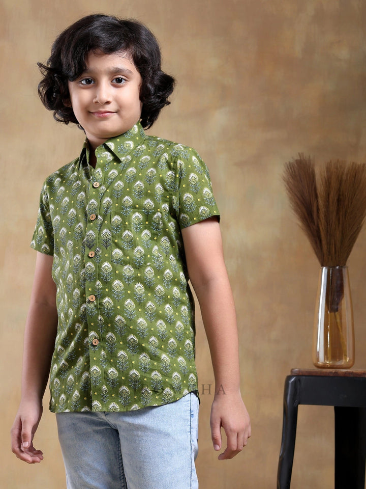 BACHPAN MEHENDI GREEN COTTON HAND BLOCK SHIRT - Pomcha Jaipur