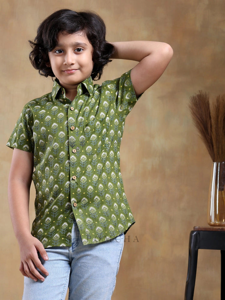 BACHPAN MEHENDI GREEN COTTON HAND BLOCK SHIRT - Pomcha Jaipur