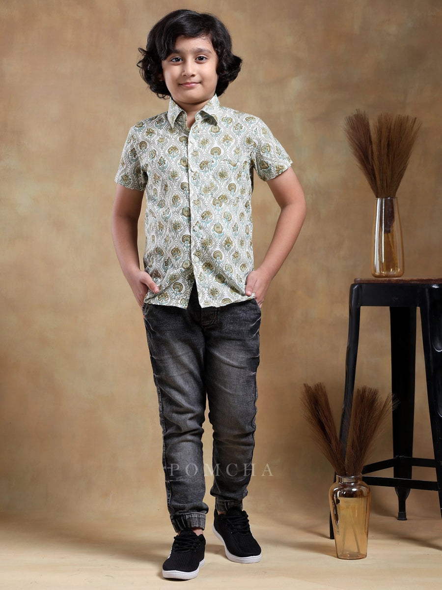 BACHPAN MEHENDI GREEN PAISLEY COTTON HAND BLOCK SHIRT - Pomcha Jaipur