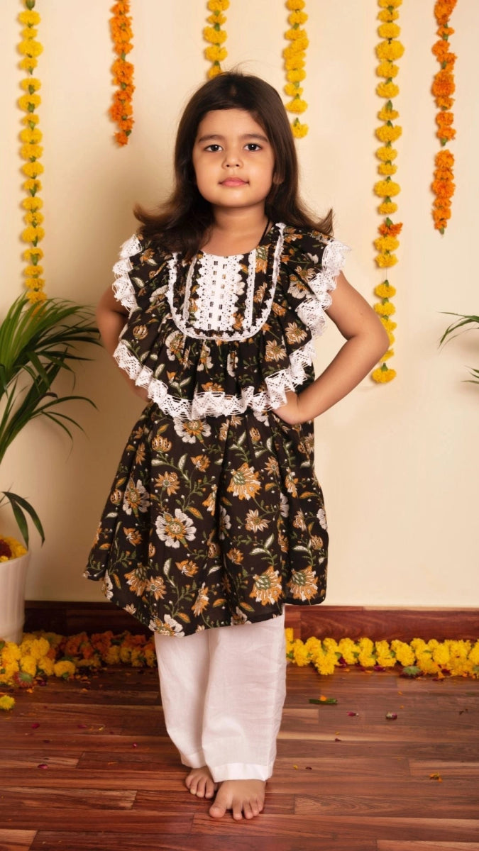 BACHPAN ROOP RANG FROCK PANT - Pomcha Jaipur