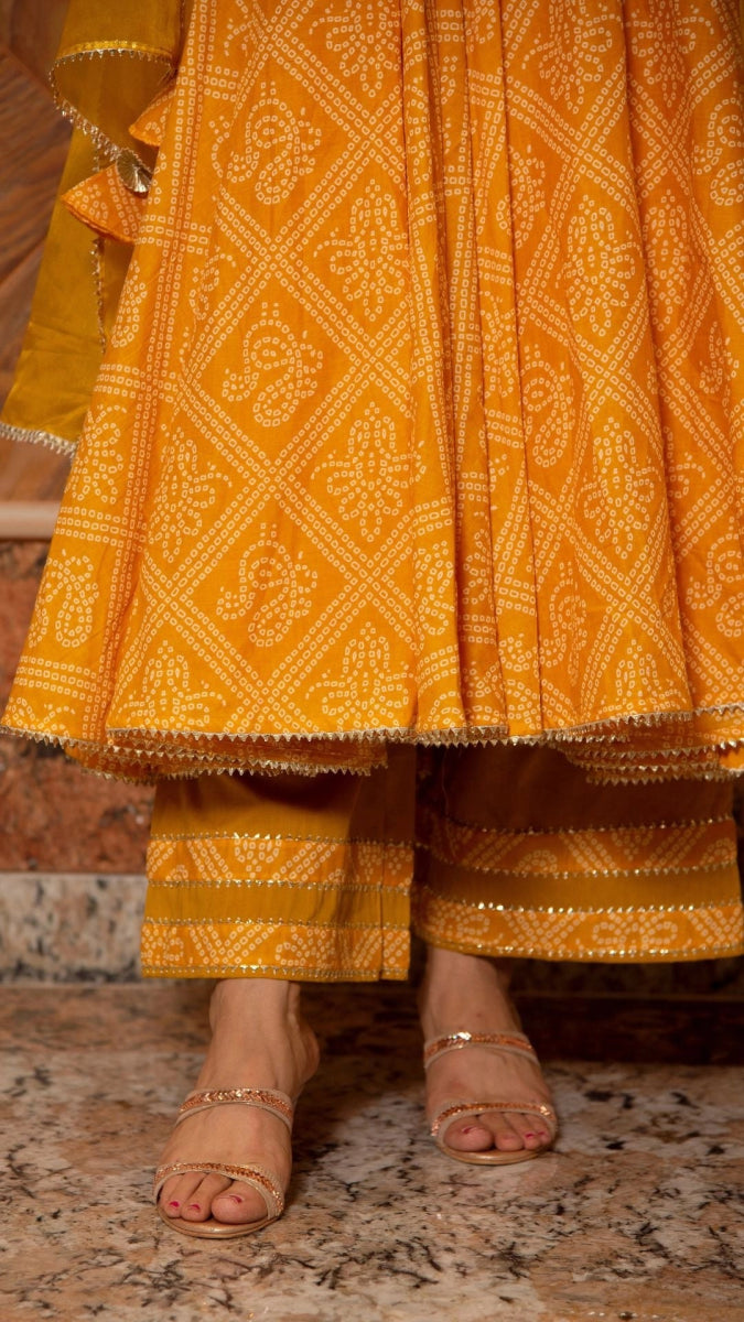 BANDHEJ YELLOW COTTON ANARKALI SET - Pomcha Jaipur