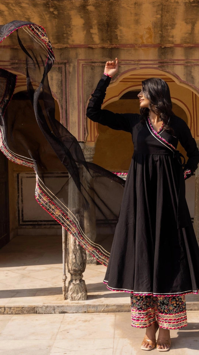 BLACK ROSE COTTON ANGRAKHA SET - Pomcha Jaipur