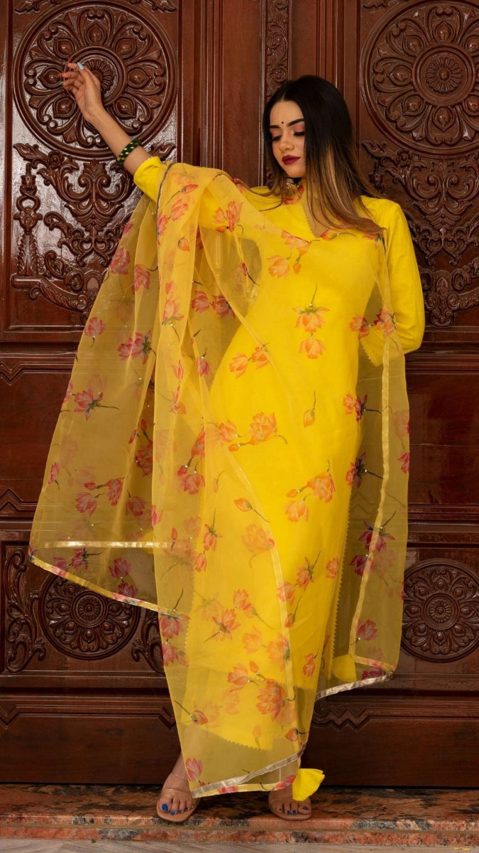 BUTTERCUP YELLOW SUIT SET WITH ORGANZA DUPATTA - Pomcha Jaipur