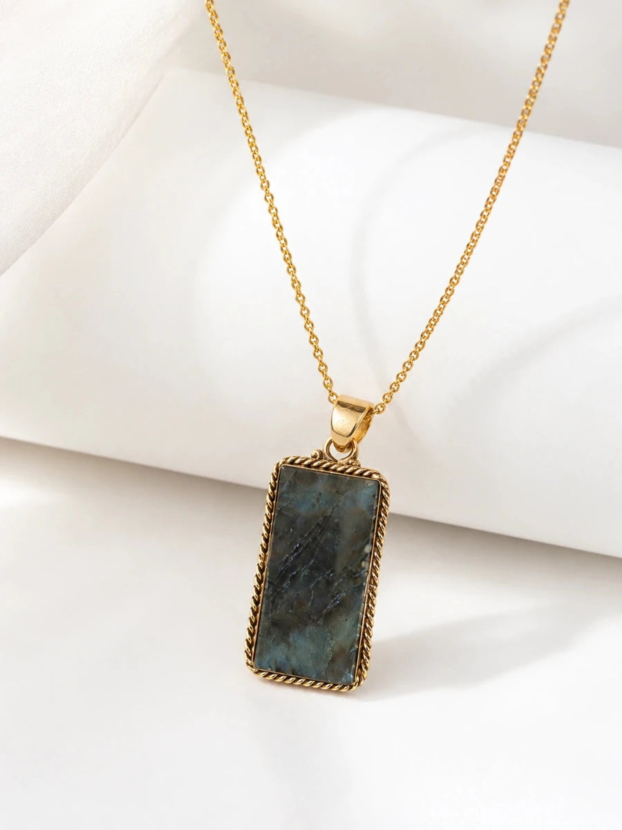 CELESTIAL BLACK PENDANT - Pomcha Jaipur