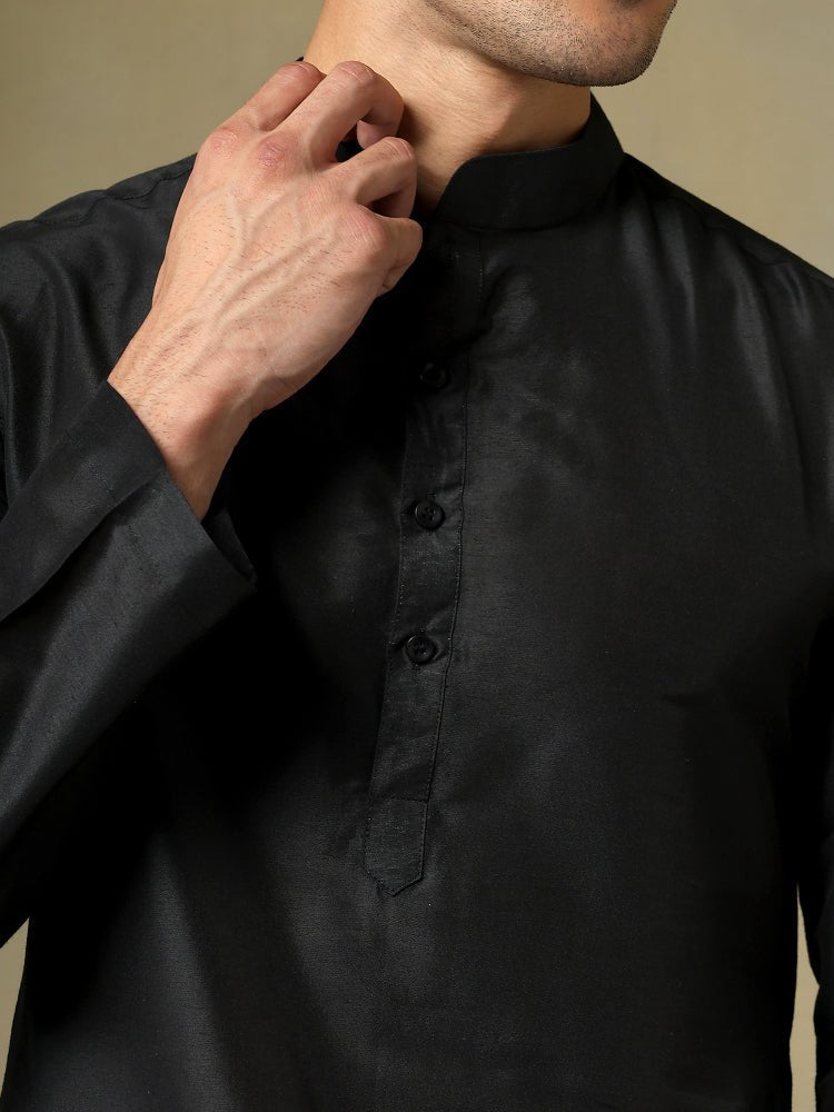 CHAAP MEN'S BLACK COTTON SILK KURTA SET - Pomcha Jaipur