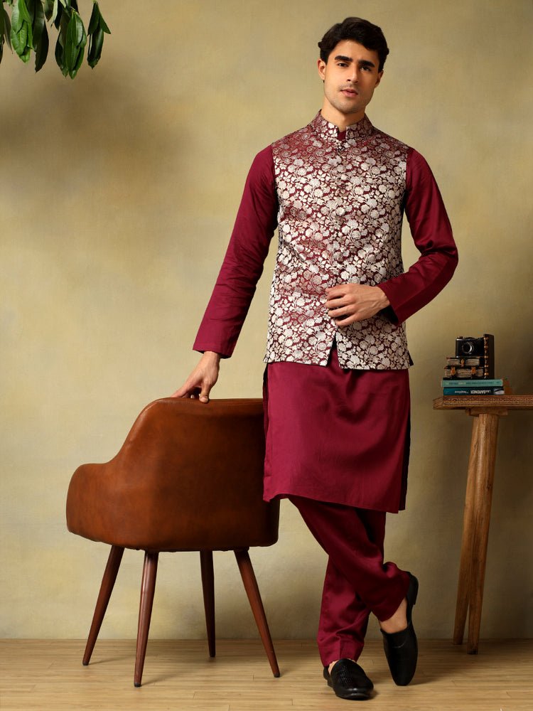 CHAAP MEN'S DEEP MAROON DOLA SILK KURTA SET WITH BROCADE JACKET - Pomcha Jaipur