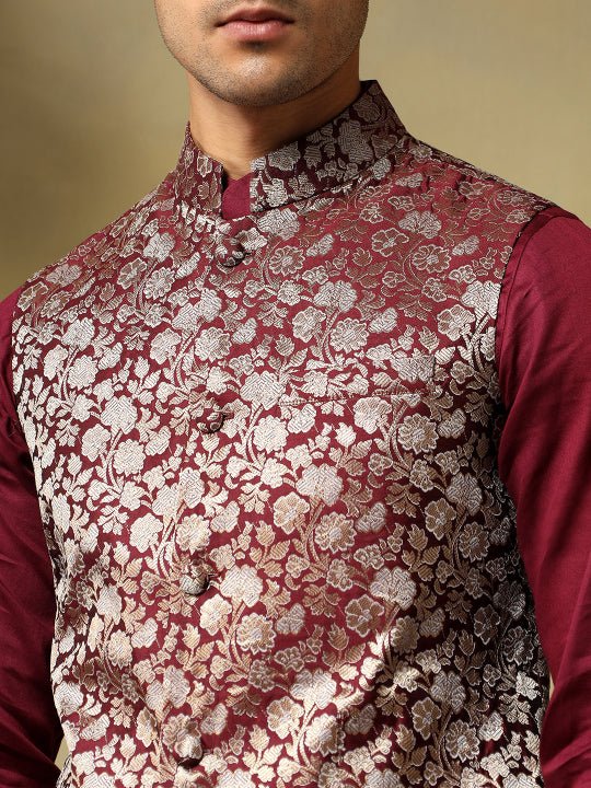 CHAAP MEN'S DEEP MAROON DOLA SILK KURTA SET WITH BROCADE JACKET - Pomcha Jaipur