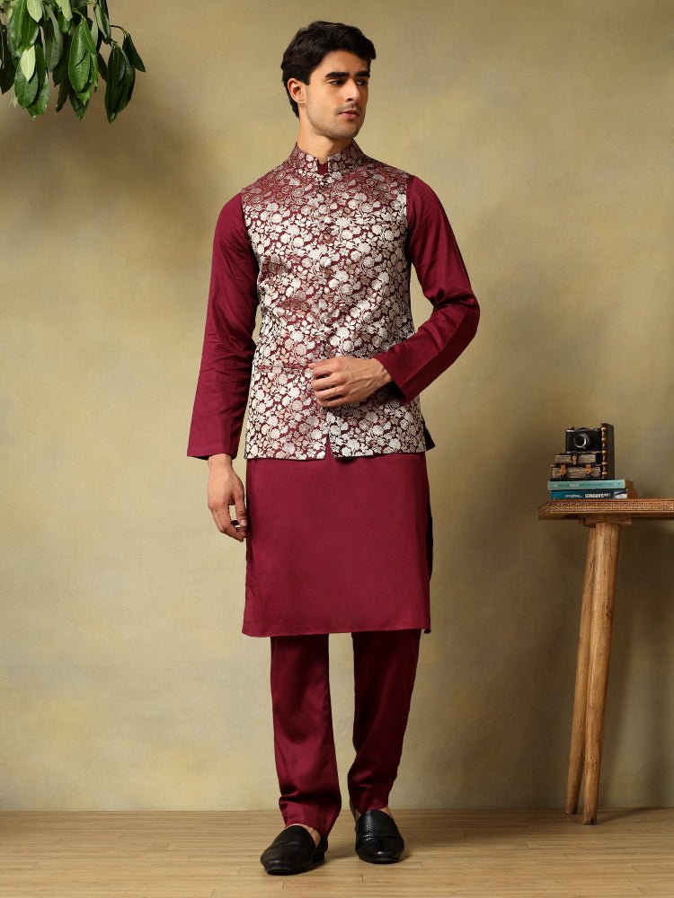 CHAAP MEN'S DEEP MAROON DOLA SILK KURTA SET WITH BROCADE JACKET - Pomcha Jaipur