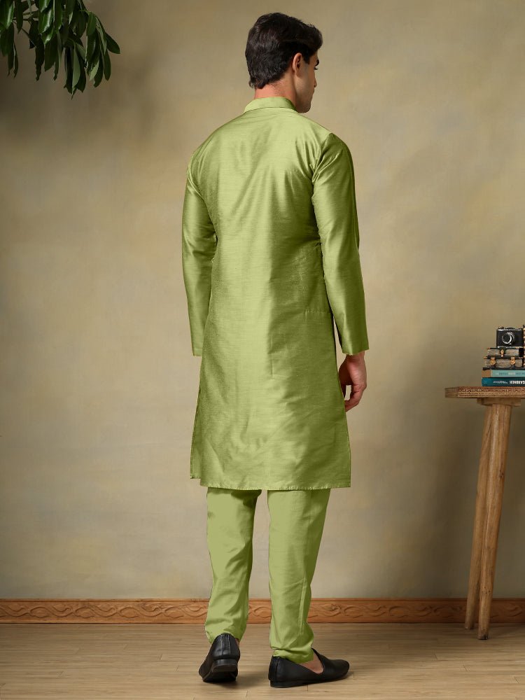 CHAAP MEN'S MEHENDI GREEN COTTON SILK KURTA SET - Pomcha Jaipur