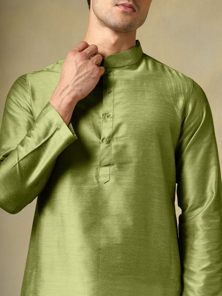 CHAAP MEN'S MEHENDI GREEN COTTON SILK KURTA SET - Pomcha Jaipur
