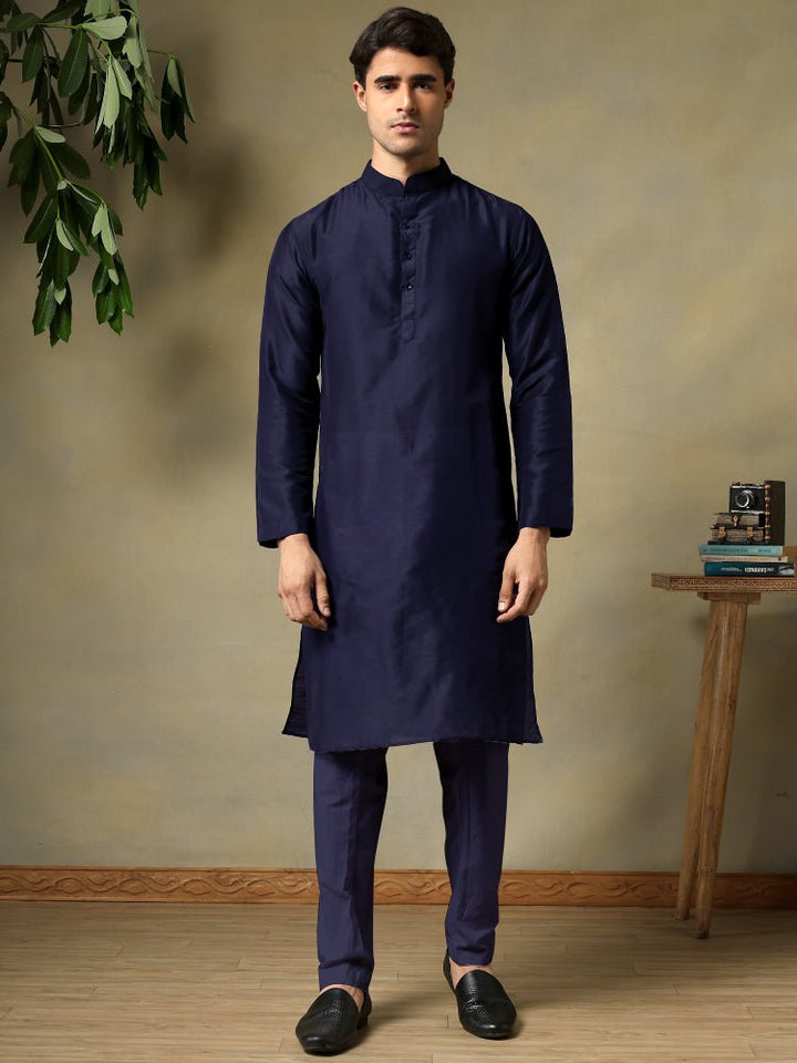 CHAAP MEN'S NAVY BLUE COTTON SILK KURTA SET - Pomcha Jaipur