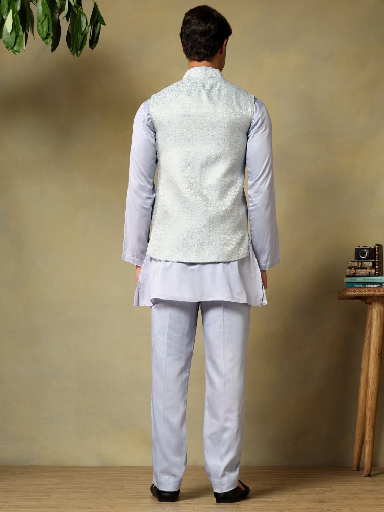 CHAAP MEN'S PEARL WHITE DOLA SILK KURTA SET WITH BROCADE JACKET - Pomcha Jaipur