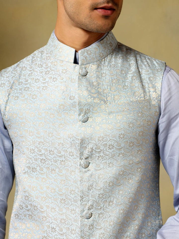 CHAAP MEN'S PEARL WHITE DOLA SILK KURTA SET WITH BROCADE JACKET - Pomcha Jaipur