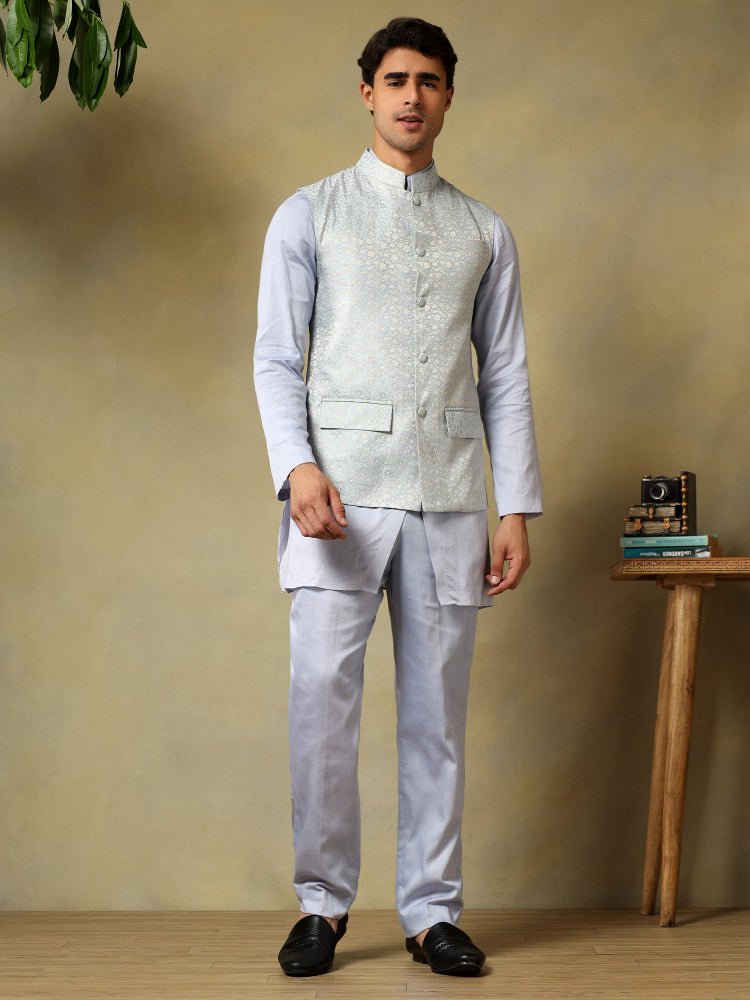 CHAAP MEN'S PEARL WHITE DOLA SILK KURTA SET WITH BROCADE JACKET - Pomcha Jaipur