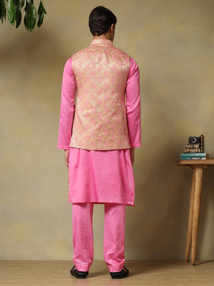 CHAAP MEN'S ROSE PINK DOLA SILK KURTA SET WITH BROCADE JACKET - Pomcha Jaipur