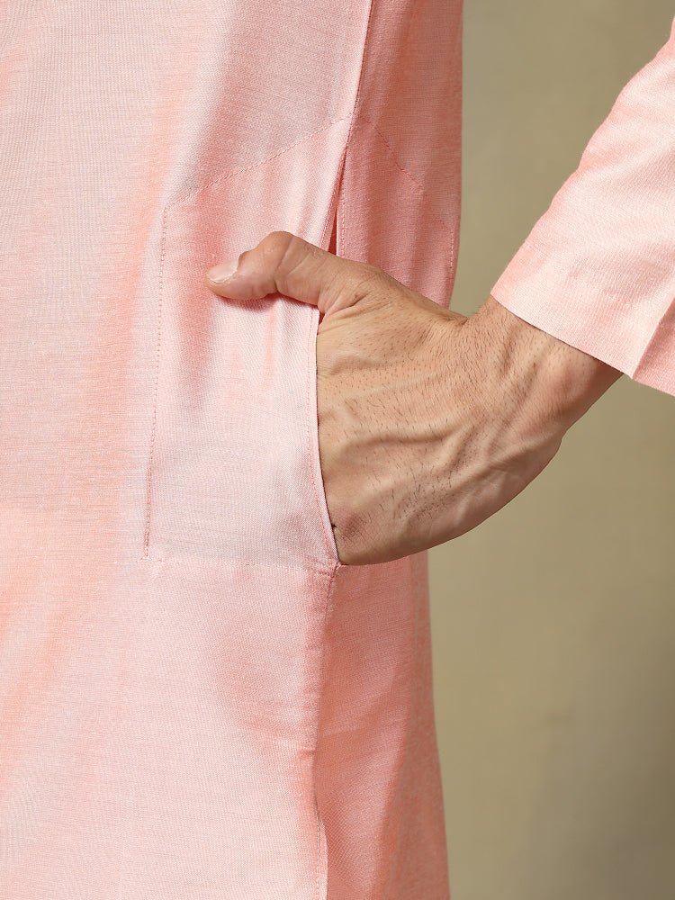 CHAAP MEN'S SALMON PINK COTTON SILK KURTA SET - Pomcha Jaipur
