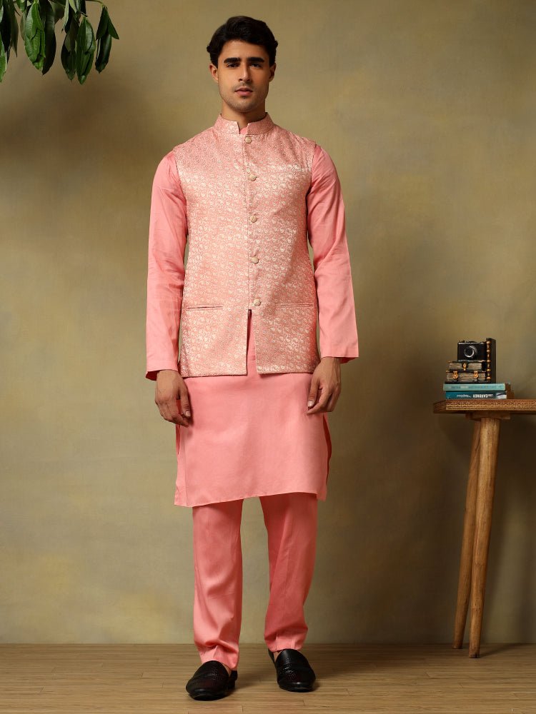 CHAAP MEN'S SALMON PINK DOLA SILK KURTA SET WITH BROCADE JACKET - Pomcha Jaipur
