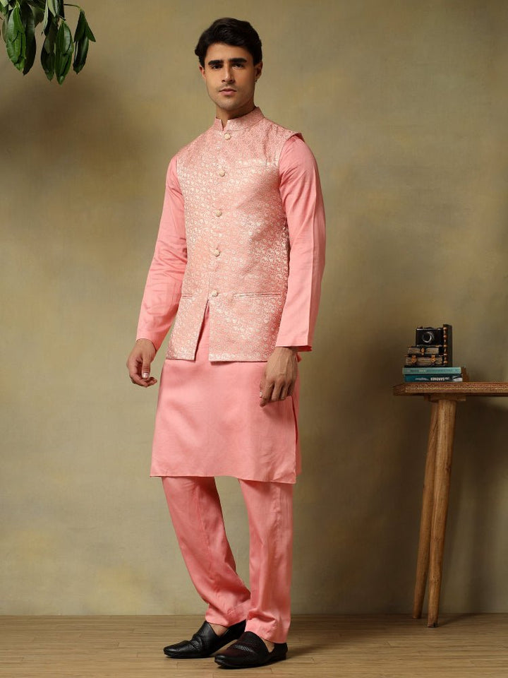 CHAAP MEN'S SALMON PINK DOLA SILK KURTA SET WITH BROCADE JACKET - Pomcha Jaipur