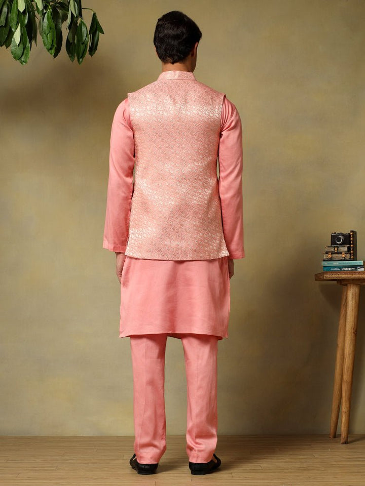 CHAAP MEN'S SALMON PINK DOLA SILK KURTA SET WITH BROCADE JACKET - Pomcha Jaipur
