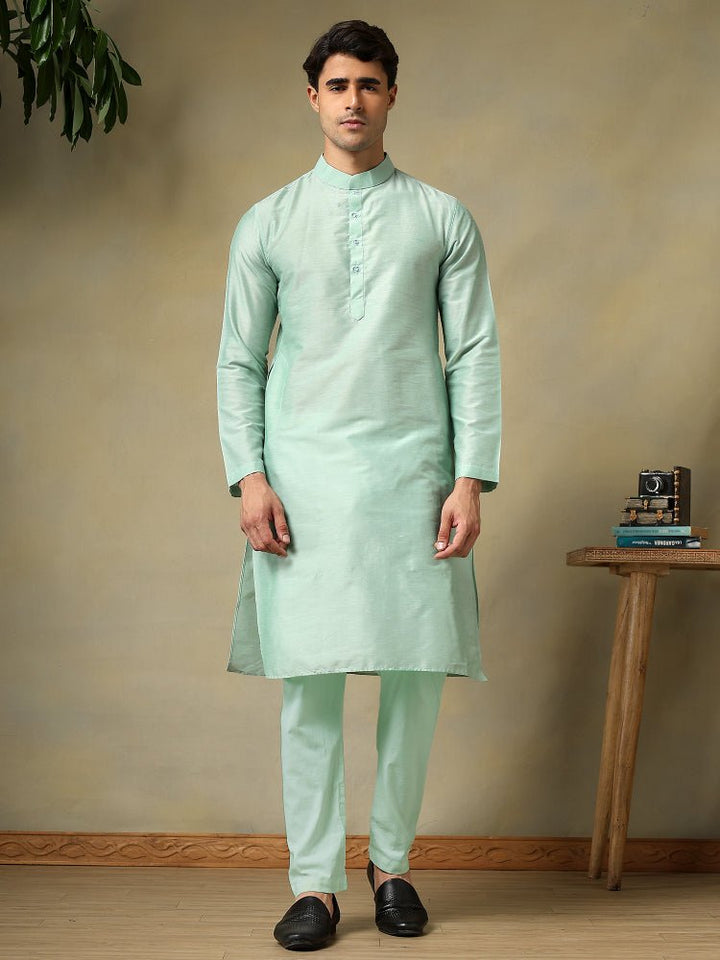 CHAAP MEN'S TURQUOISE COTTON SILK KURTA SET - Pomcha Jaipur