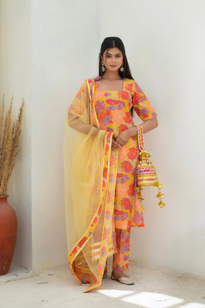 CHHIPA BAZAR AABIRA YELLOW COTTON GOTA PATTI SUIT SET WITH SOFT NET DUPATTA - Pomcha Jaipur