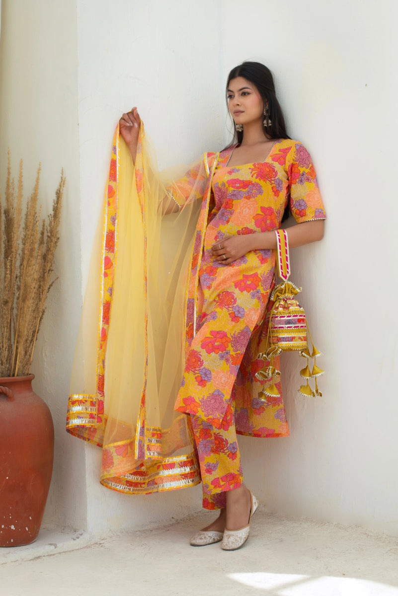 CHHIPA BAZAR AABIRA YELLOW COTTON GOTA PATTI SUIT SET WITH SOFT NET DUPATTA - Pomcha Jaipur