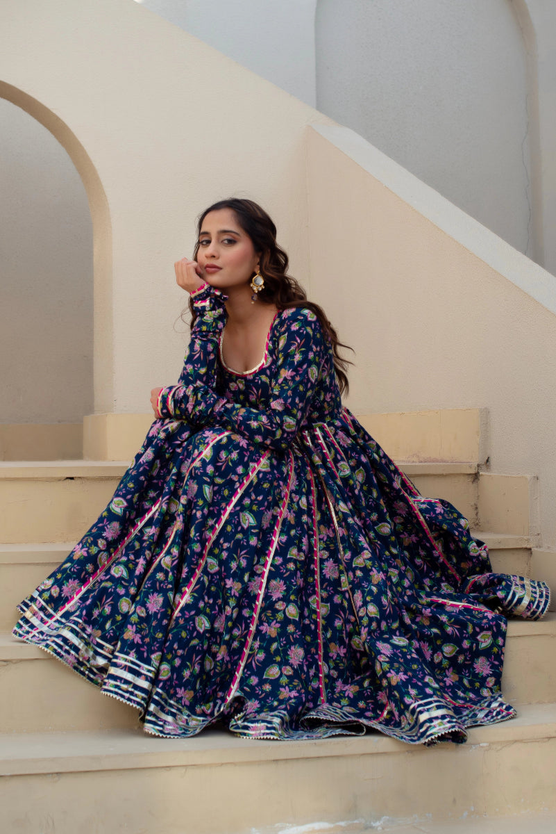 CHHIPA BAZAR BLUE MASTANI COTTON GOTA PATTI ANARKALI SET WITH SOFT NET DUPATTA - Pomcha Jaipur