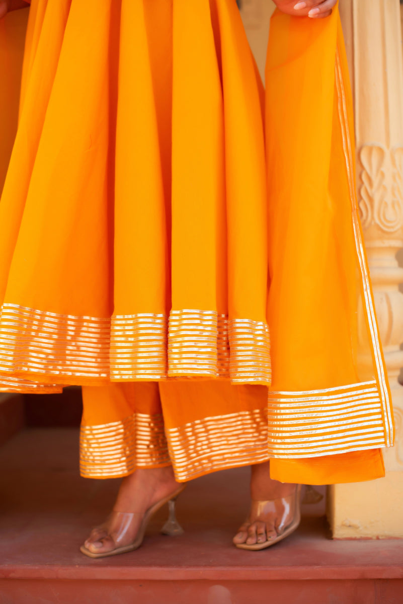 CHHIPA BAZAR DUSTY ORANGE COTTON GOTA PATTI ANGRAKHA SET WITH ORGANZA DUPATTA - Pomcha Jaipur