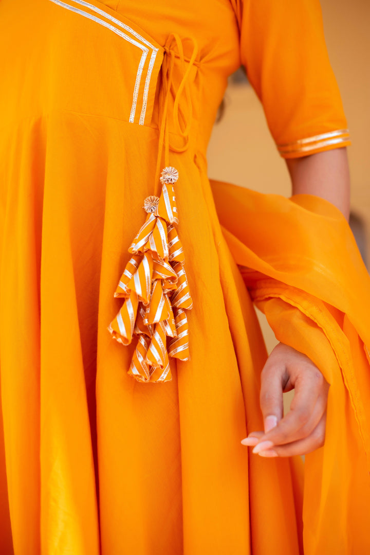 CHHIPA BAZAR DUSTY ORANGE COTTON GOTA PATTI ANGRAKHA SET WITH ORGANZA DUPATTA - Pomcha Jaipur