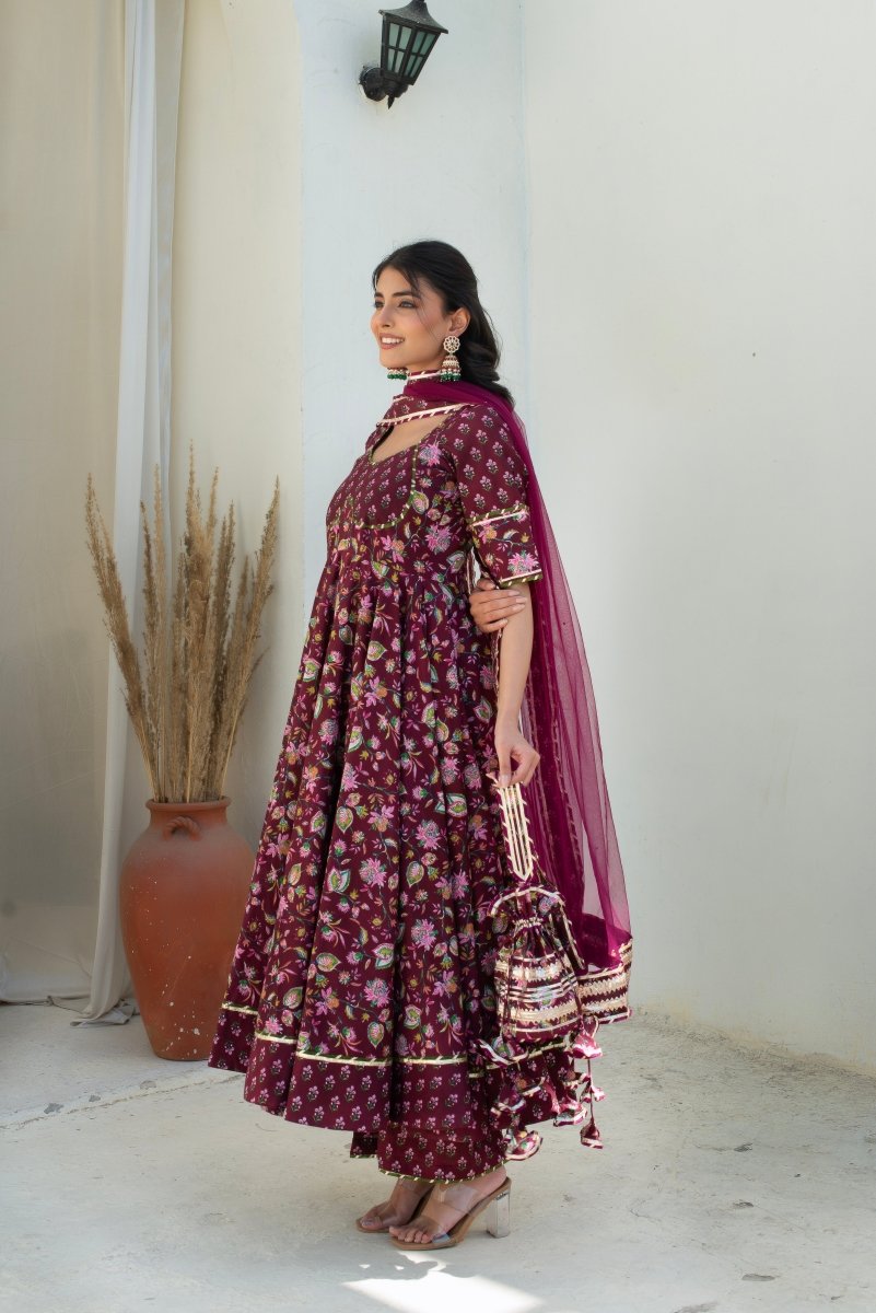 CHHIPA BAZAR HOOR PLUM COTTON GOTA PATTI ANARKALI WITH SOFT NET DUPATTA - Pomcha Jaipur
