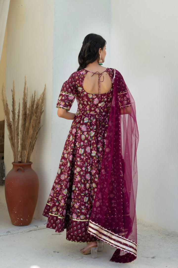 CHHIPA BAZAR HOOR PLUM COTTON GOTA PATTI ANARKALI WITH SOFT NET DUPATTA - Pomcha Jaipur