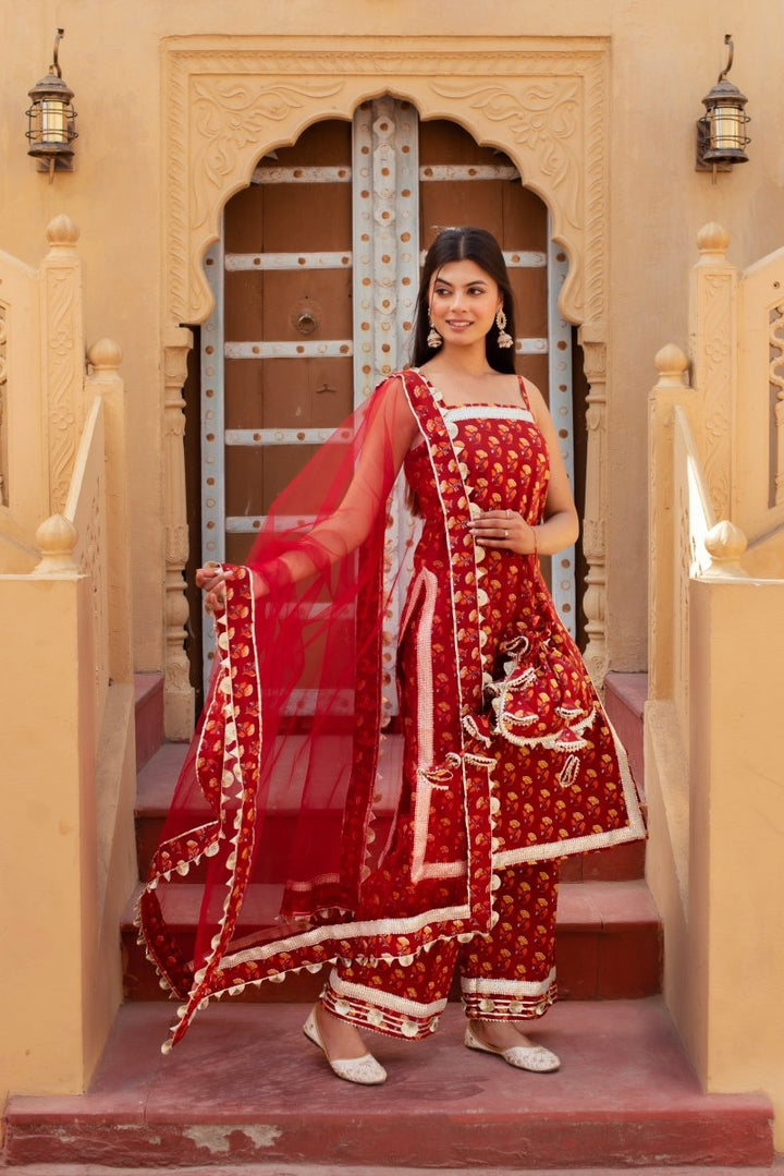 CHHIPA BAZAR MISHIKA RED COTTON HAND BLOCK GOTA PATTI SUIT SET WITH SOFT NET DUPATTA - Pomcha Jaipur