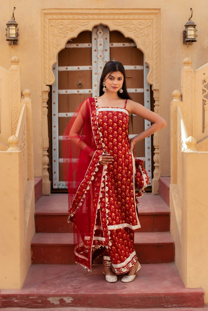CHHIPA BAZAR MISHIKA RED COTTON HAND BLOCK GOTA PATTI SUIT SET WITH SOFT NET DUPATTA - Pomcha Jaipur