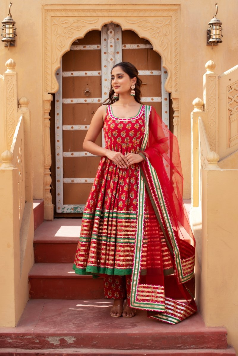 CHHIPA BAZAR PARI RED COTTON GOTA PATTI ANARKALI SET WITH SOFT NET DUPATTA - Pomcha Jaipur