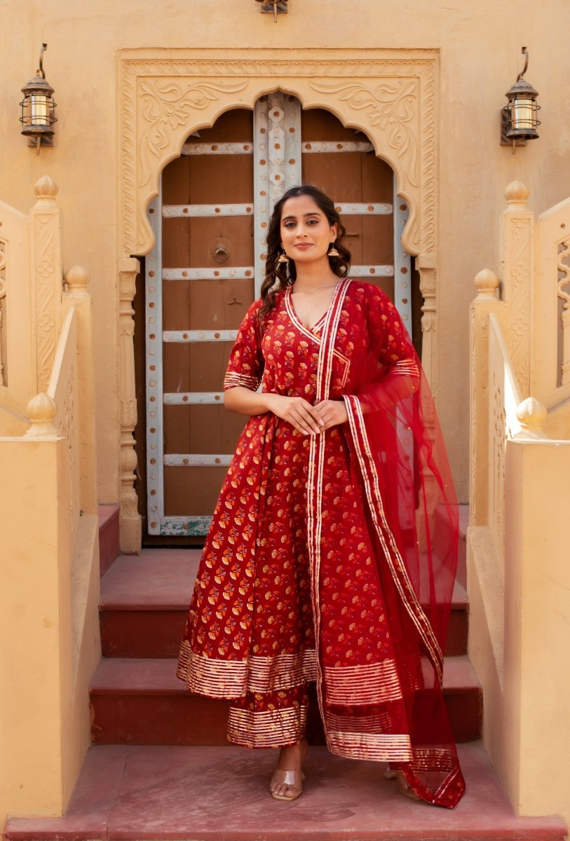 CHHIPA BAZAR RED COTTON GOTA PATTI HAND BLOCK ANGRAKHA SET WITH SOFT NET DUPATTA - Pomcha Jaipur
