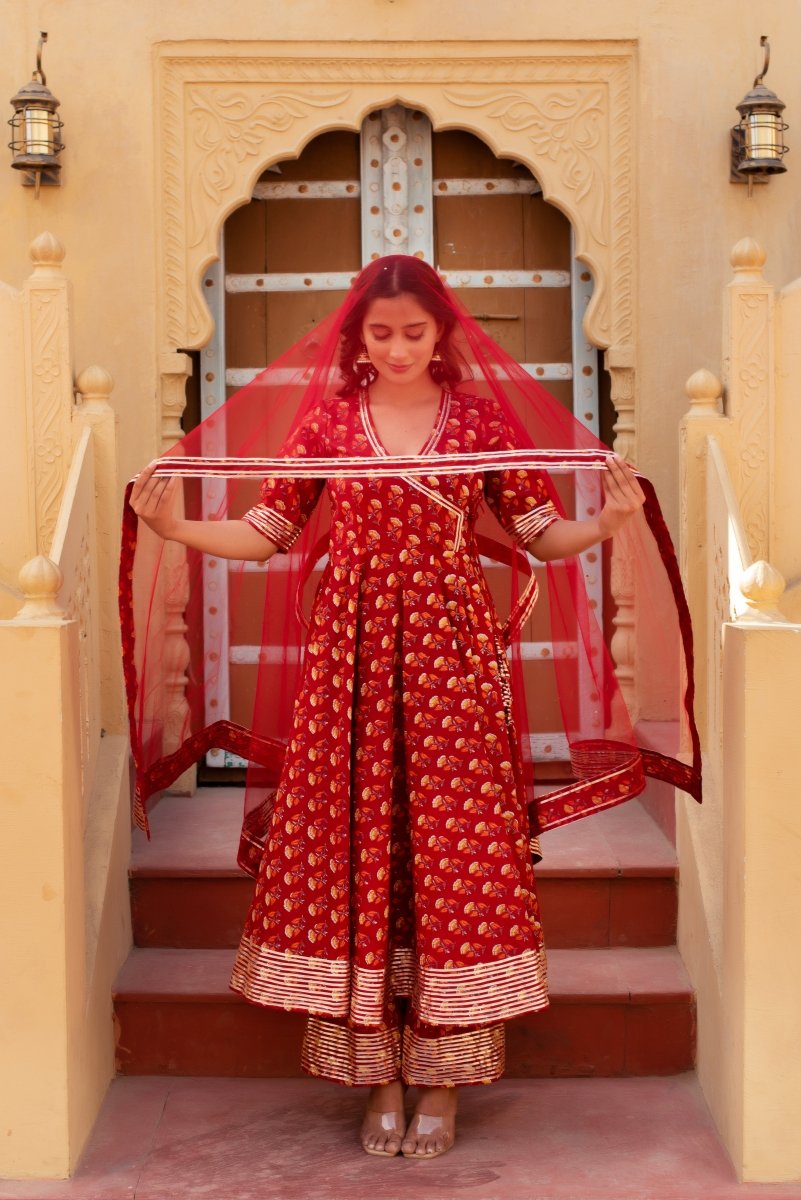 CHHIPA BAZAR RED COTTON GOTA PATTI HAND BLOCK ANGRAKHA SET WITH SOFT NET DUPATTA - Pomcha Jaipur