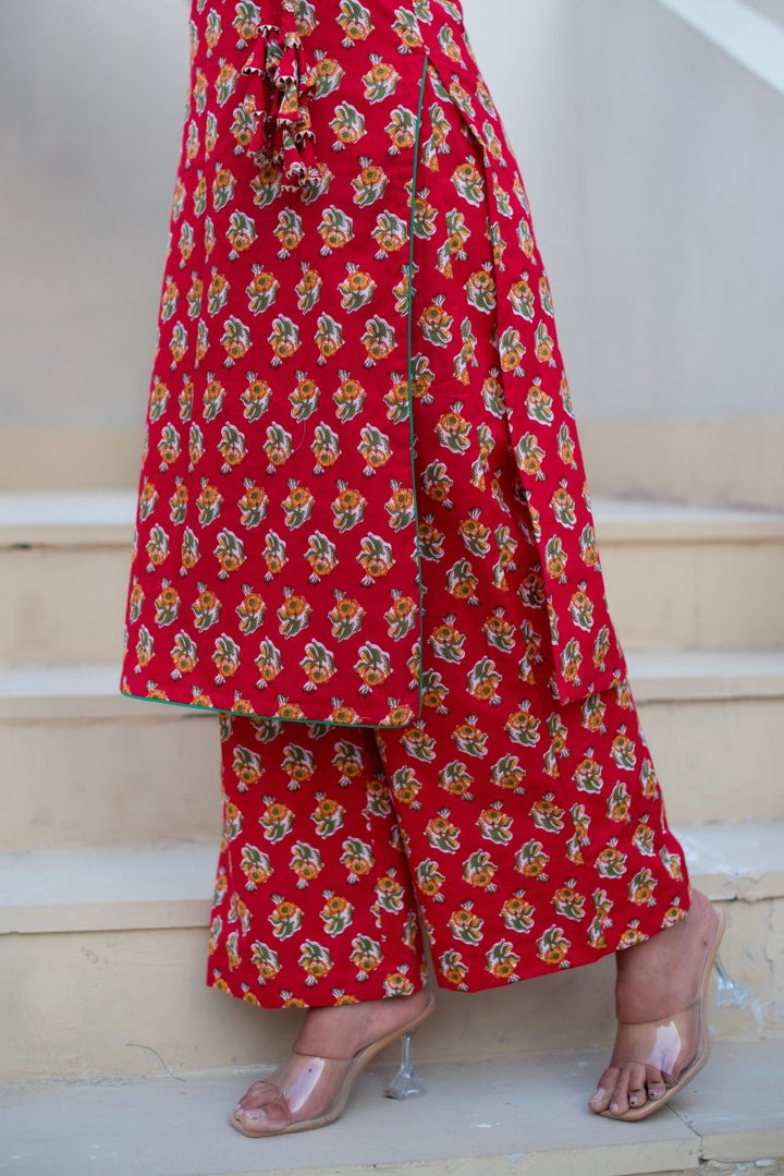 CHHIPA BAZAR RED GOTA PATTI COTTON HAND BLOCK KURTA SET WITH SOFT NET DUAPTTA - Pomcha Jaipur