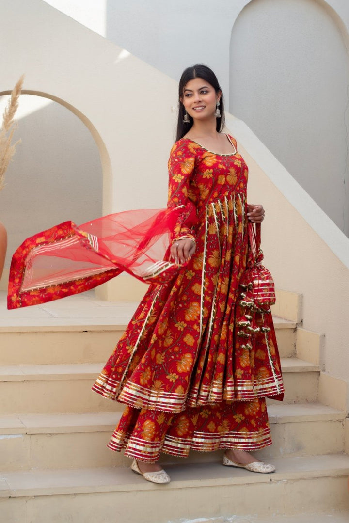 CHHIPA BAZAR RED MASTANI HAND BLOCK GOTA PATTI ANARKALI SET WITH SOFT NET DUPATTA - Pomcha Jaipur