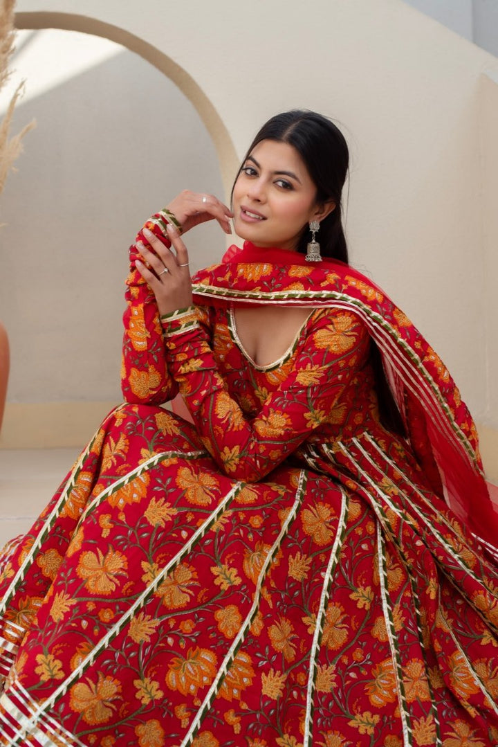 CHHIPA BAZAR RED MASTANI HAND BLOCK GOTA PATTI ANARKALI SET WITH SOFT NET DUPATTA - Pomcha Jaipur