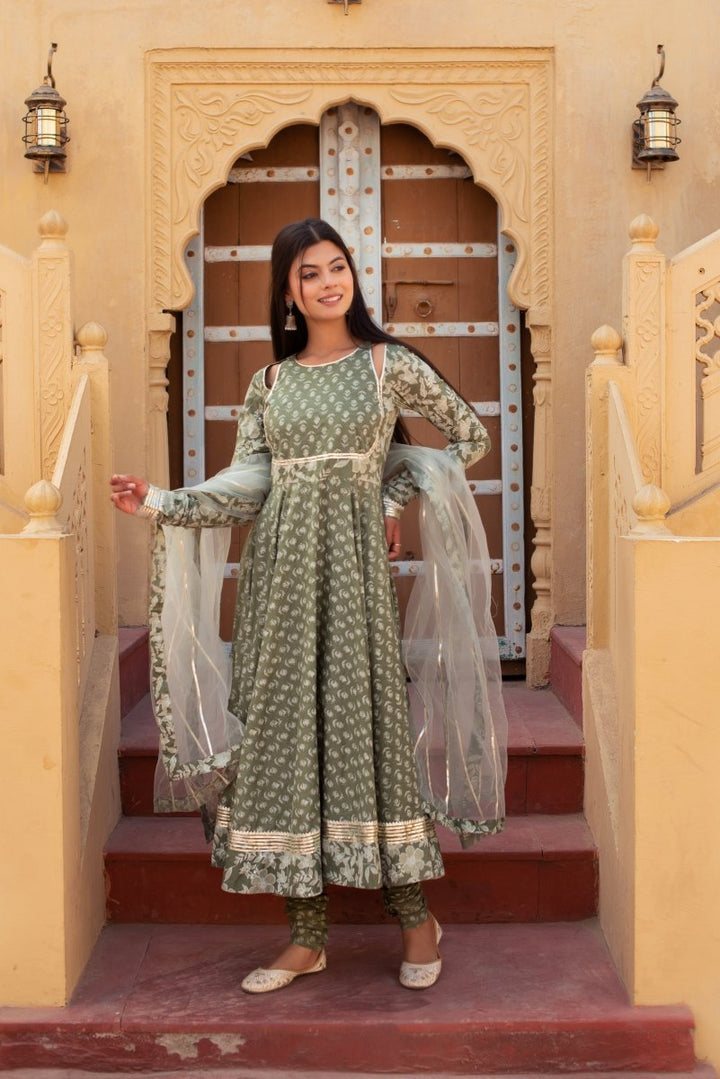 CHHIPA BAZAR SAGE GREEN GOTA PATTI COTTON ANARKALI SET WITH SOFT NET DUPATTA - Pomcha Jaipur