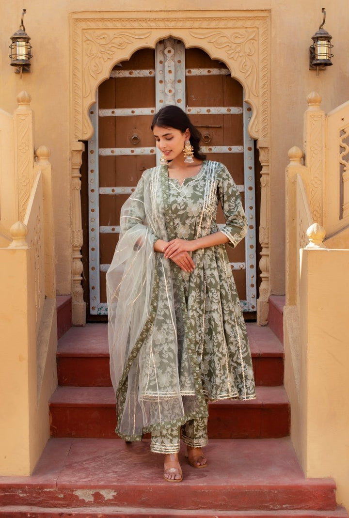 CHHIPA BAZAR TITLI SAGE GREEN GOTA PATTI ANARKALI SET WITH SOFT NET DUPATTA - Pomcha Jaipur
